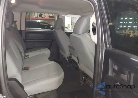 2018 Ram 2500 Tradesman 4X4 6'4 Box из США, поврежденный, VIN 3C6UR5CJ4JG114497